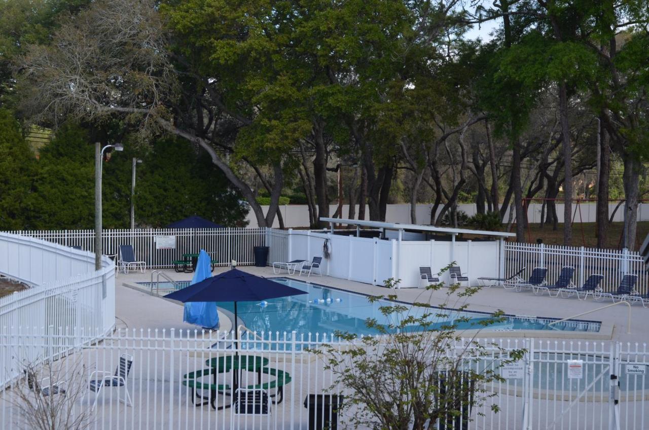 Spanish Main Rv Resort Thonotosassa エクステリア 写真